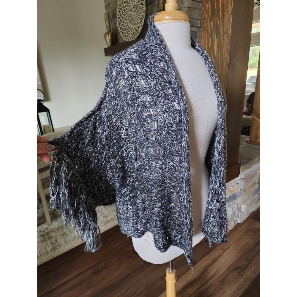 Abercrombie & Fitch Marled Knit Fringed Open Front Poncho Cardigan One Size
